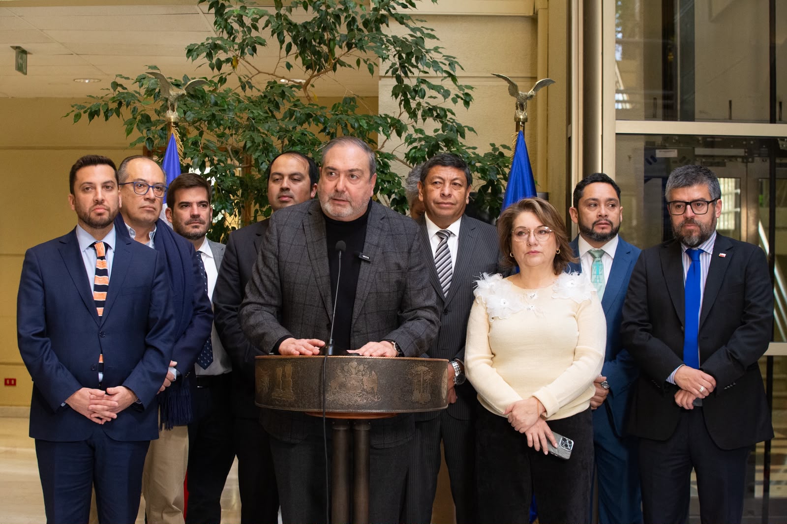Diputado Bianchi presenta reforma constitucional que asegura por 10 años mantención de derechos sociales y laborales