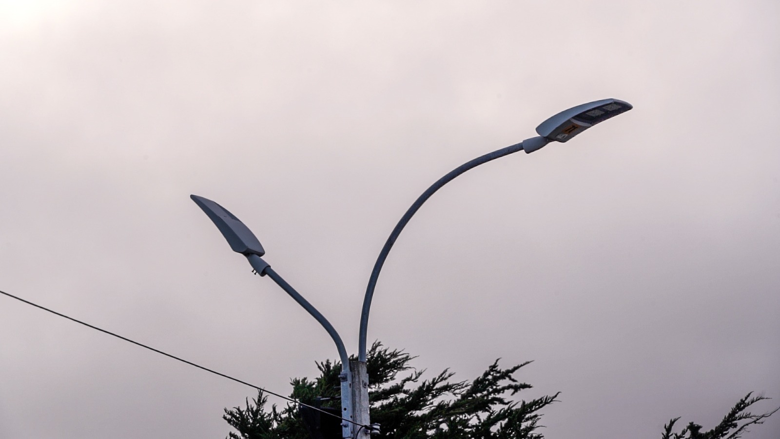 Inversión de $332 millones: Punta Arenas modernizará 600 luminarias con innovador sistema de telegestión