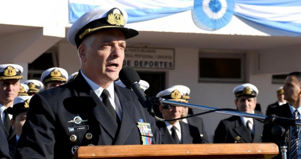 Almirante de la Armada argentina confirma soberanía chilena del Estrecho, pero deja en duda la del Cabo de Hornos