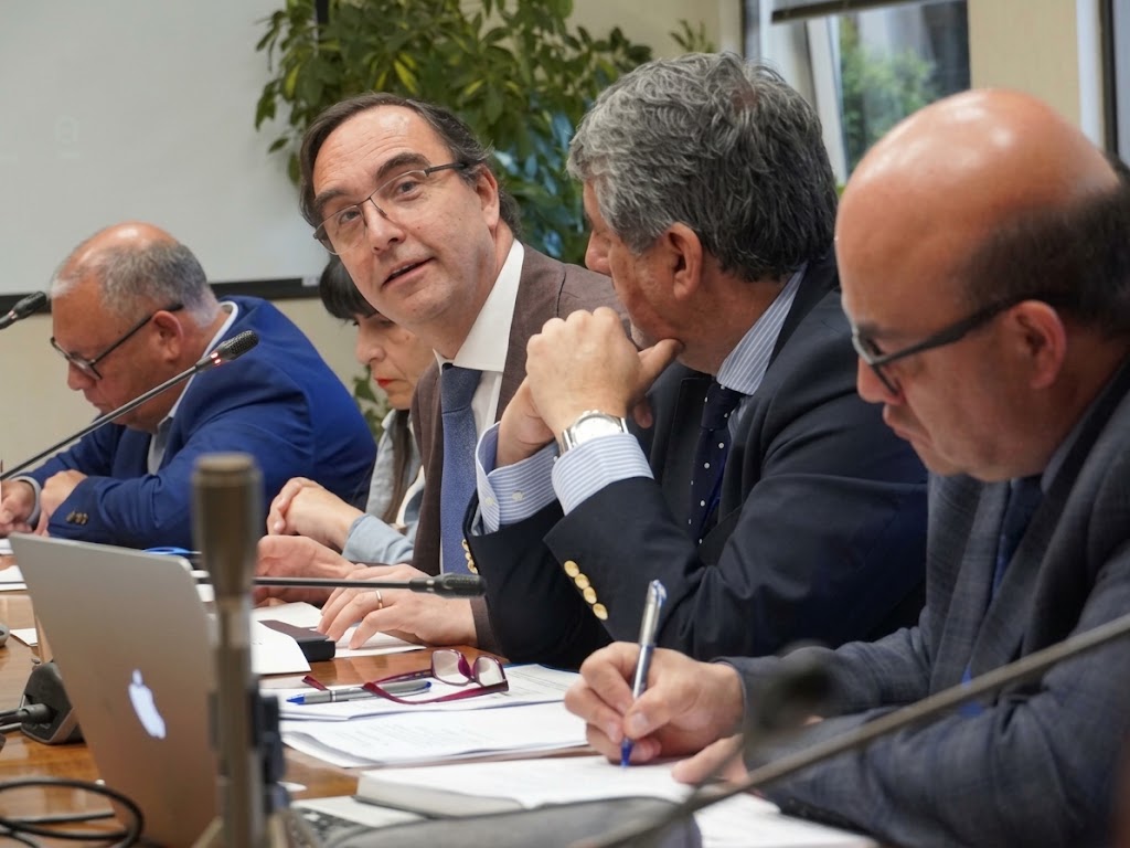 Postergan por una semana la votación del Presupuesto 2027 para Gobiernos Regionales