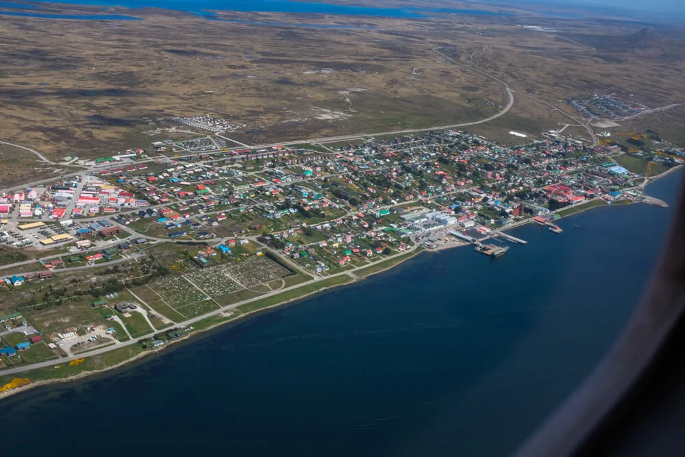 Falkland/Malvinas mira hacia Punta Arenas: Las claves de la cruzada insular por abrir una ruta marítima estratégica