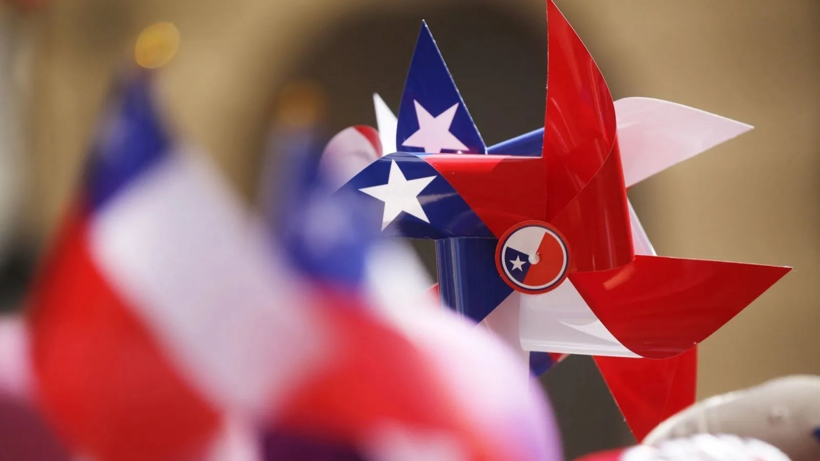 Así funcionará el comercio durante la semana de Fiestas Patrias