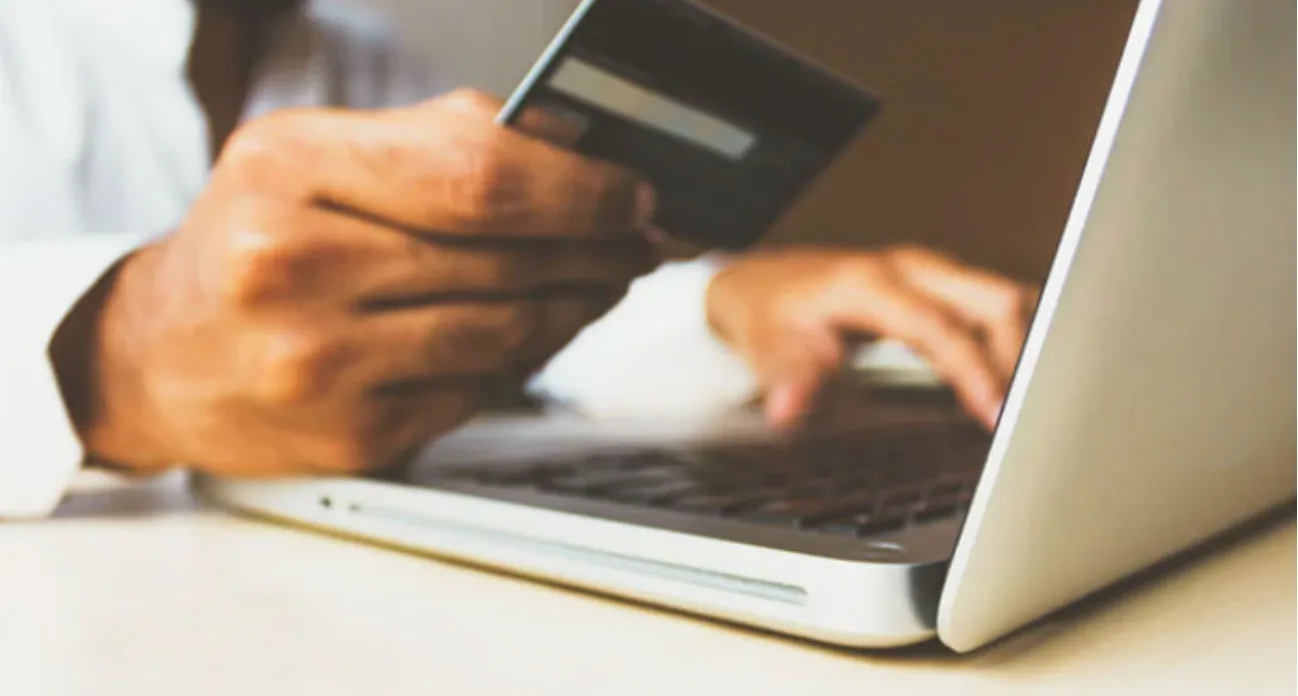 Informalidad en el comercio electrónico llega al 8,1% y se concentra en redes sociales
