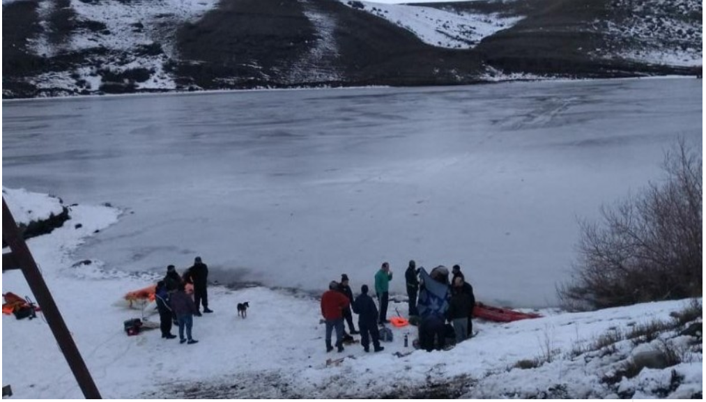 Dos niños mueren al ceder el hielo en el dique San José de Río Turbio