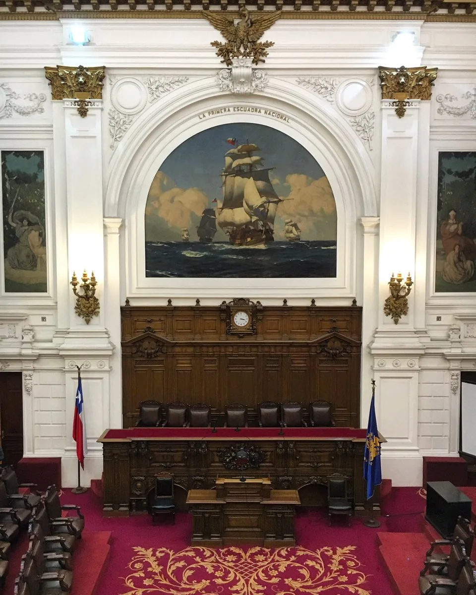 Convención sesionaría en la U. de Chile tras graves fallas del Gobierno en la instalación y secretario ejecutivo pone cargo a disposición