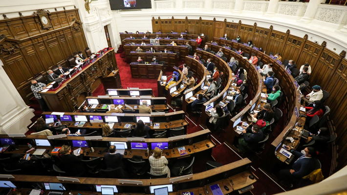 Trabajo de Comisiones en la Convención entra en fase final, se reúnen con ministros y en las próximas semanas comenzaría redacción de nueva Constitución