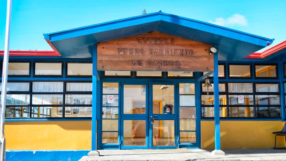 Las graves denuncias en contra de la directora de la Escuela Pedro Sarmiento de Gamboa