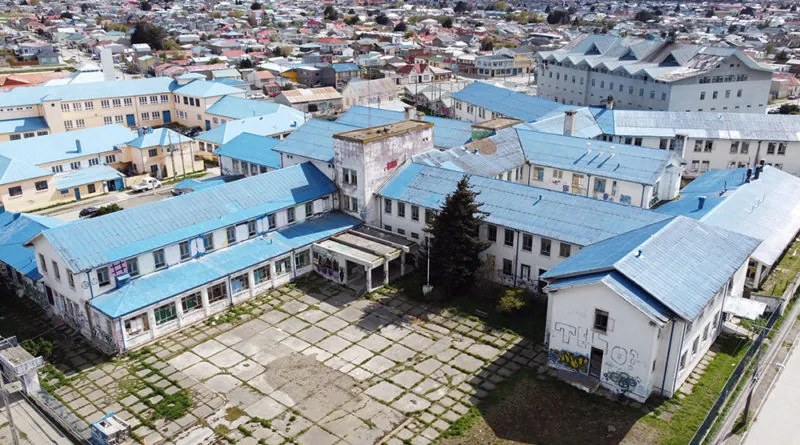 Denuncian adopción irregular que involucra a médico del antiguo Hospital Regional