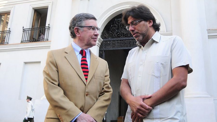 Palabras en la derrota... Los que iban a triunfar según las encuestas se comprometieron a apoyar a los ganadores