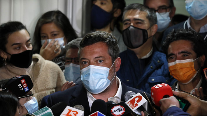 Y finalmente "se pudo": Sebastián Sichel gana primarias de la derecha y termina con el deseo presidencial de Joaquín Lavín