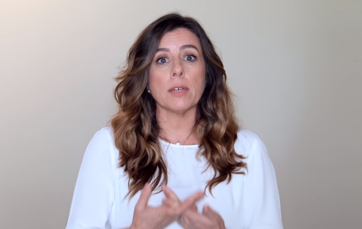 Duras críticas a Teresa Marinovic por dichos racistas en contra de machi Francisca Linconao