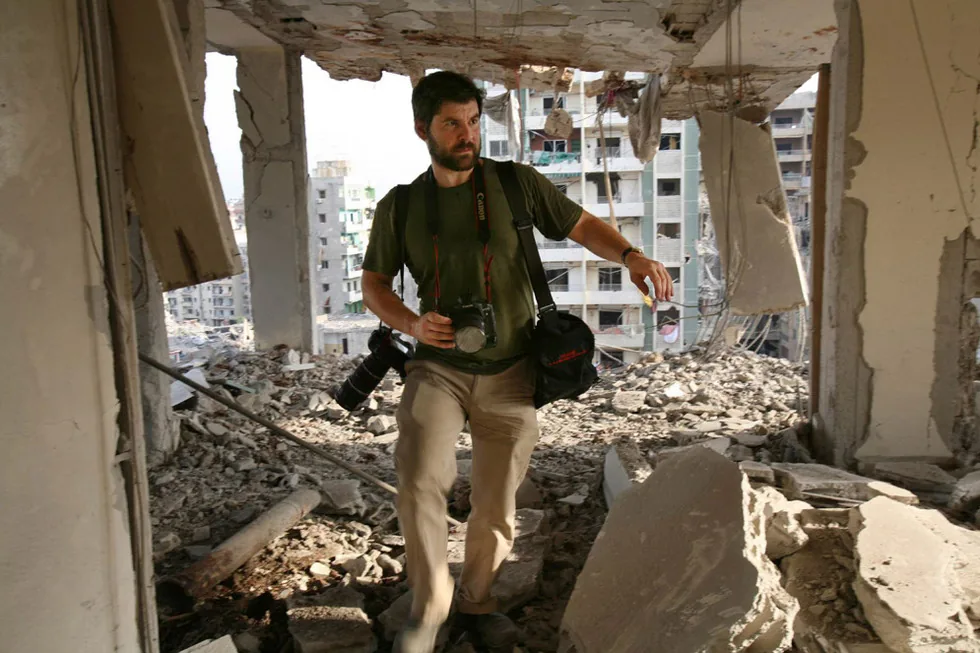 "Hondros" o cómo mirar el infierno a los ojos