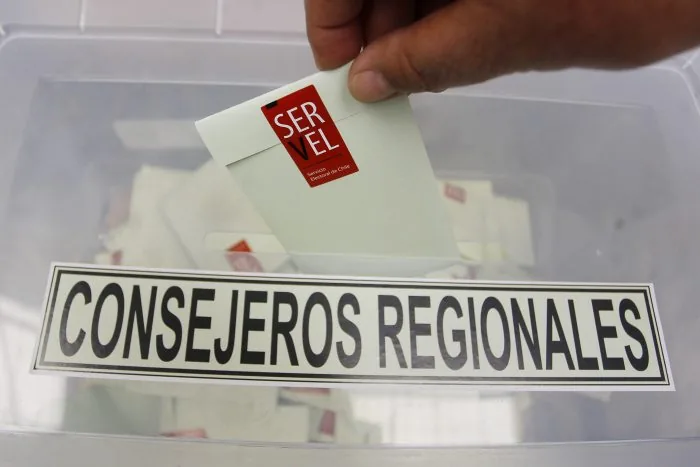 El Frente Amplio no logró inscribir sus candidaturas a consejeros regionales en todo Chile