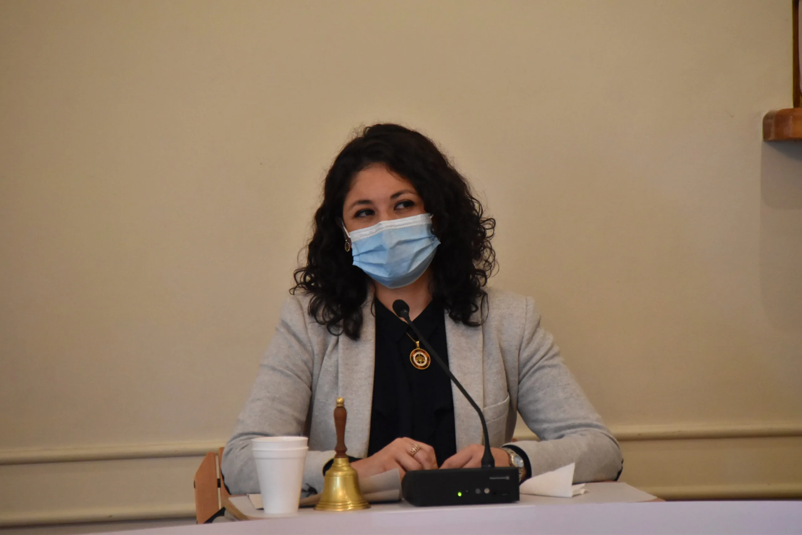 Concejala Aguilar tras nombramiento del Centro Cultural Claudio Paredes Chamorro: “Es importante que nuestros artistas regionales dejen de ser discriminados por la elite”
