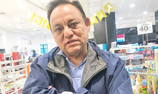 El ex director del Servicio de Salud denuncia la gestión de sus subrogantes mientras padecía Covid