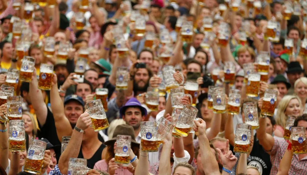 OKTOBERFEST [Columna de André Jouffé]
