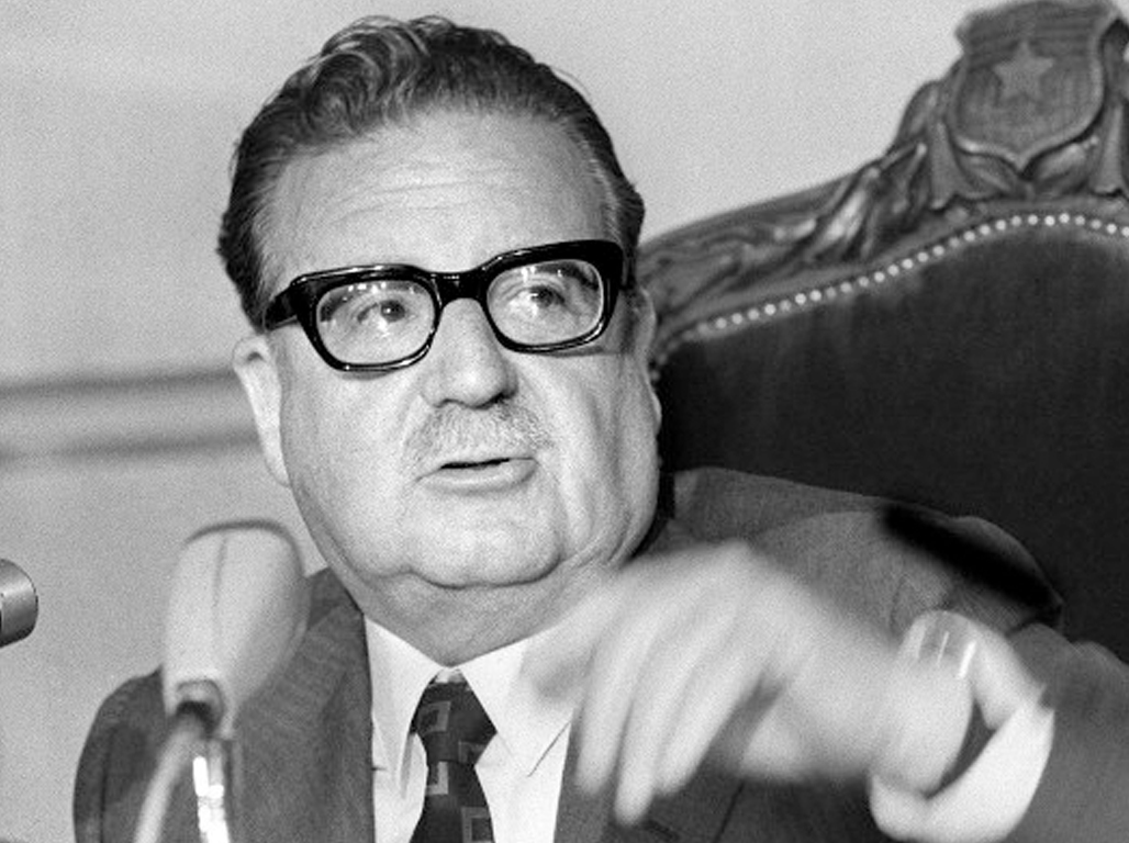 Gobierno reconoce error en compra de casa de Salvador Allende y echa pie atrás en la operación