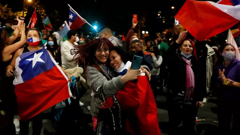 Nueva Constitución: un camino que se abre [Por José Benítez Mosqueira]