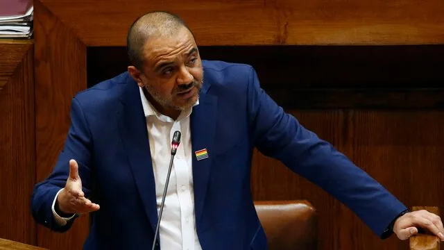Paro de profesores: Ministro se compromete a avanzar durante este año en deuda histórica