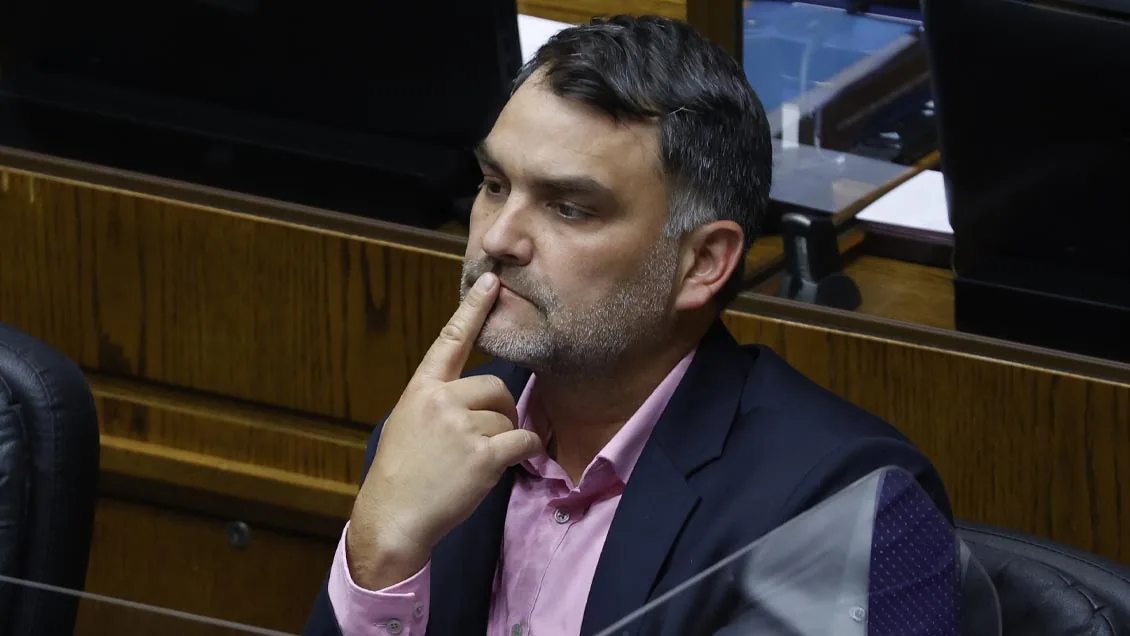 Macaya, presidente de la UDI: Debemos pensar en Chile y no en la conveniencia de nuestro grupo