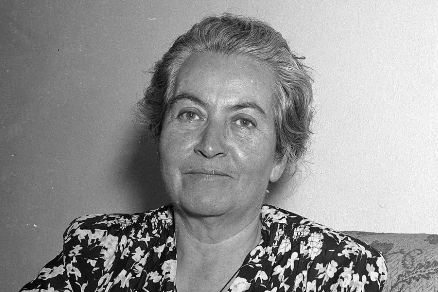 Centenario del libro “Desolación”. Segunda parte y final. [Por Víctor Hernández Godoy]