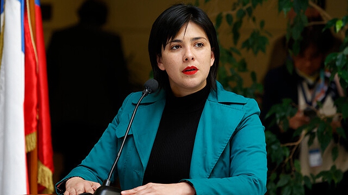 PC renuncia a asumir la presidencia de la Cámara de Diputadas y Diputados tras críticas a Cariola