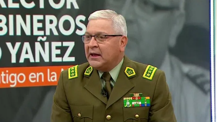 General Director de Carabineros y filtración de audio: "Hoy parecemos cualquier cosa en la calle"