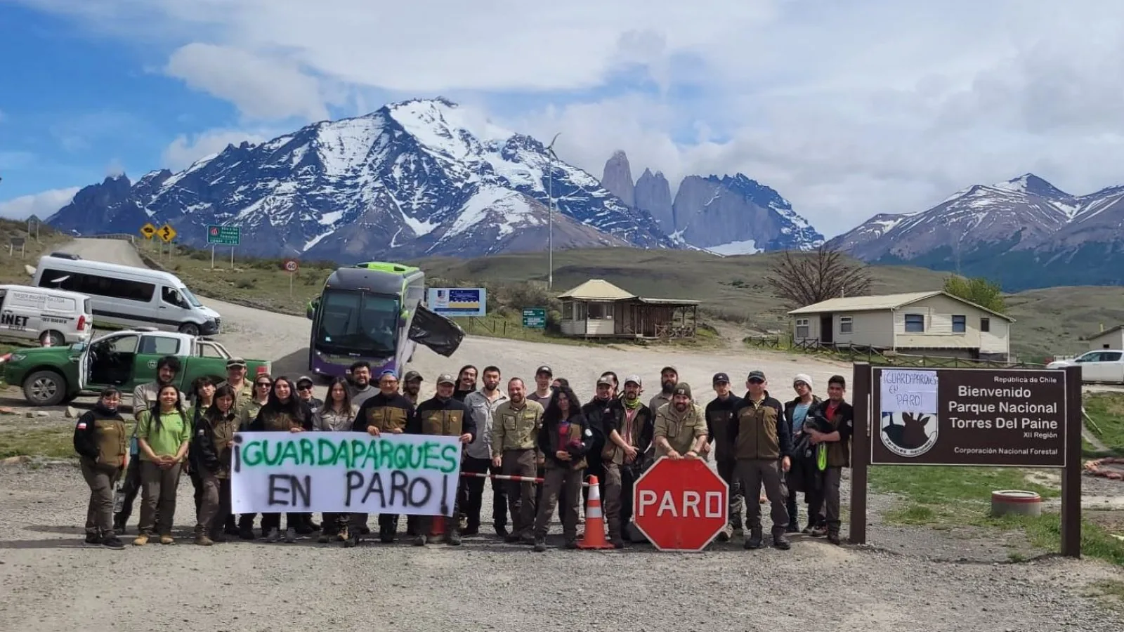 Sigue conflicto turístico y Guardaparques mantienen paralización en Torres del Paine