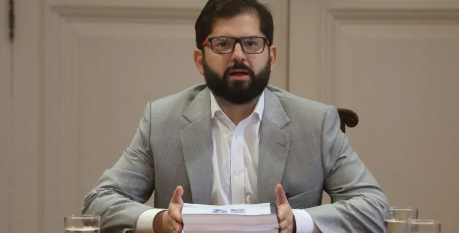 Presidente Boric reafirma intención de una “convención electa” para elaborar la nueva Constitución
