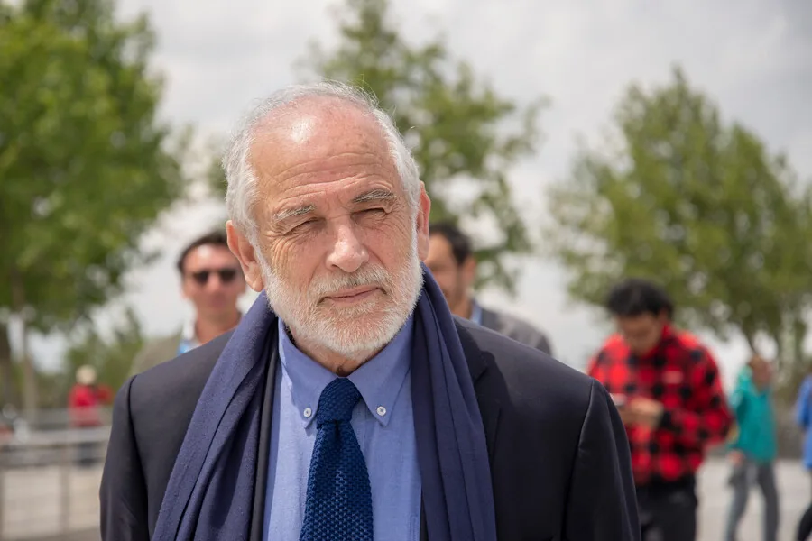 Derecha va a la carga nuevamente y anuncia acusación constitucional contra ministro Montes