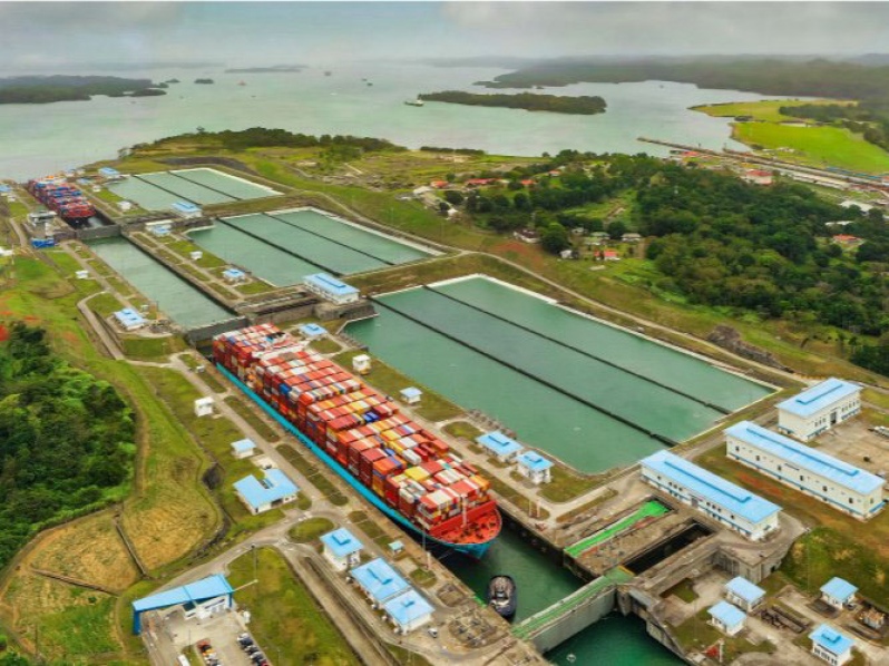 Petrolero navegará por el Estrecho de Magallanes para evitar congestión del Canal de Panamá