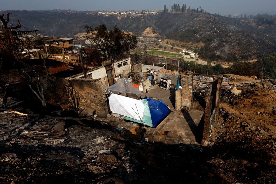 Jefe de Defensa Nacional afirmó que hay indicios de planificación en el origen de los incendios