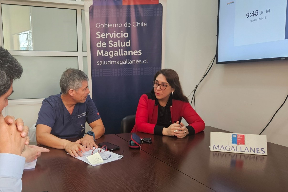 Servicio de Salud y Colegio Médico de Magallanes firman convenio para disminuir listas de espera