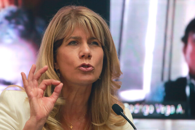 Confirman candidatura presidencial de Ximena Rincón y que competirá con Evelyn Matthei