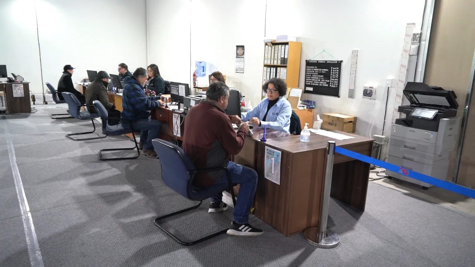 Radonich critica migración informática de Subsecretaría de Transportes que podría interrumpir renovación de permisos