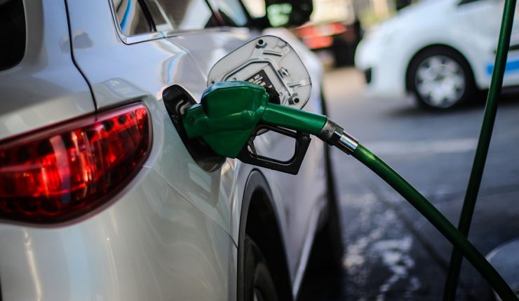 Sube valor de combustibles: Nueva alza en el precio de las bencinas a contar de este jueves