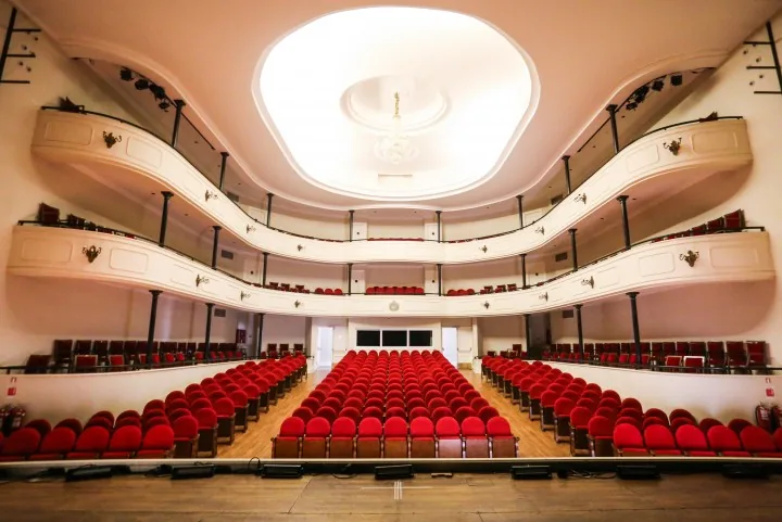 Día de los Patrimonios: Teatro José Bohr y City Tour Antártico serán algunos de los panoramas