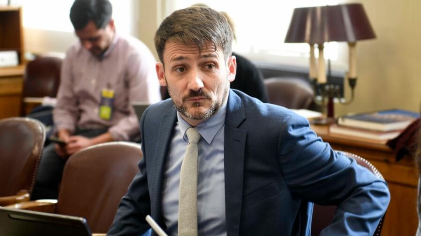 Ministro de Energía anuncia proyecto de ley para que aumento de tarifa de luz en Magallanes sea del 20%