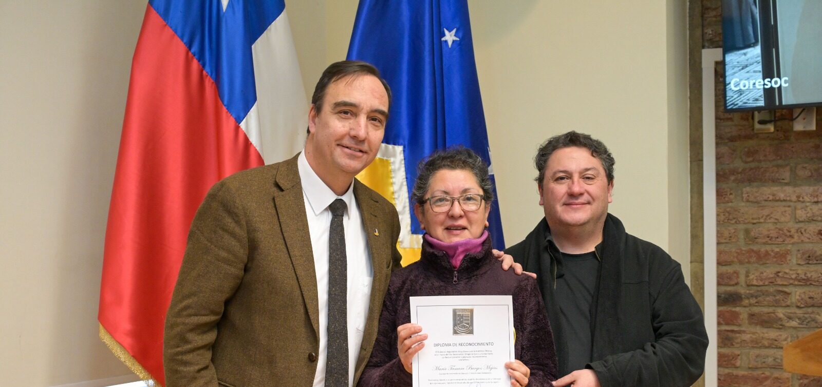 Dirigentes vecinales y comunitarios recibieron reconocimiento del Gobierno Regional