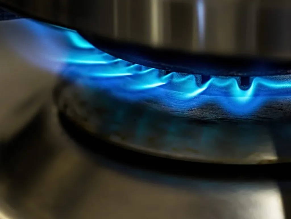 Cuentas de gas bajarán en un 3% en Magallanes tras entrada en vigencia de nuevas tarifas de distribución
