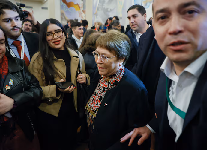 “No le creemos”: Oposición asegura que expresidenta Bachelet será candidata pese a sus dichos