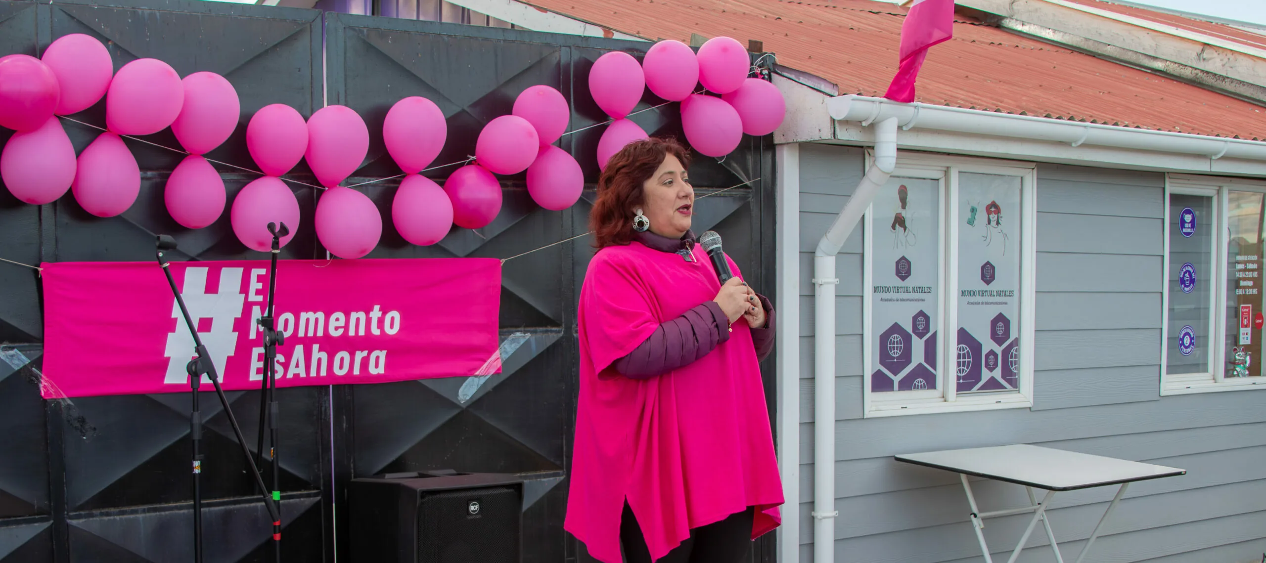 Ana Mayorga lanza su campaña con miras al sillón municipal de Natales con masiva caravana