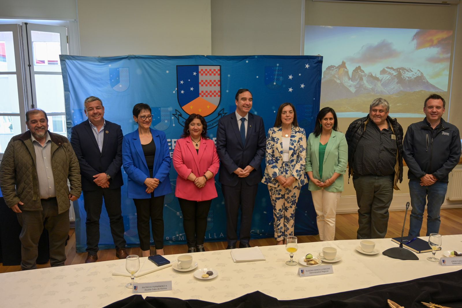 Alcaldes electos se reunieron con gobernador Flies para avanzar en trabajos para la región