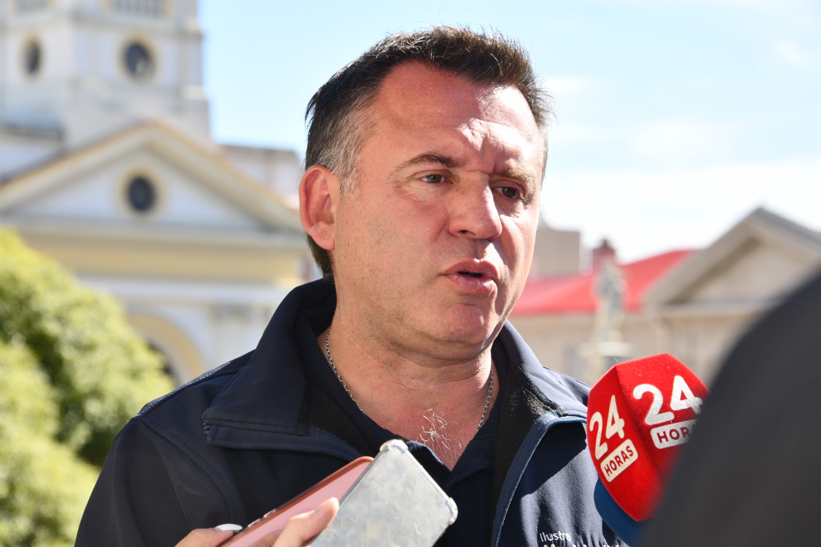 Alcaldes buscan el restablecimiento de vuelos directos entre Punta Arenas y Temuco