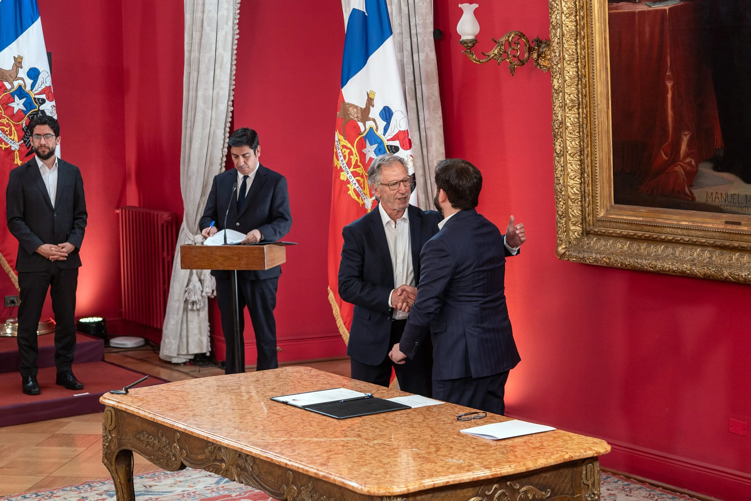 Nuevo ministro de Economía de Chile: "Nuestra principal tarea es seguir incrementando la inversión para generar buenos puestos de trabajo"