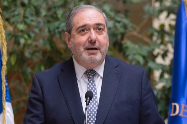 Diputado Bianchi presenta recurso administrativo que busca anular decreto tarifario eléctrico