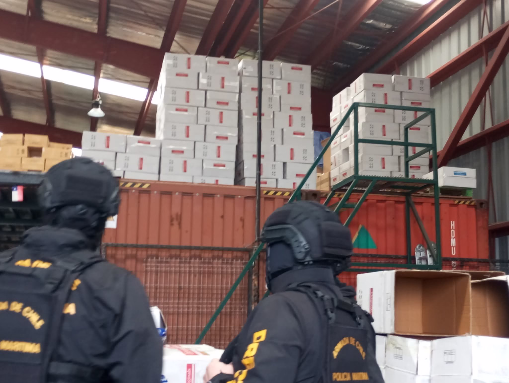 Histórico operativo: Incautan 300 mil cajetillas de cigarrillos de contrabando en Zona Franca