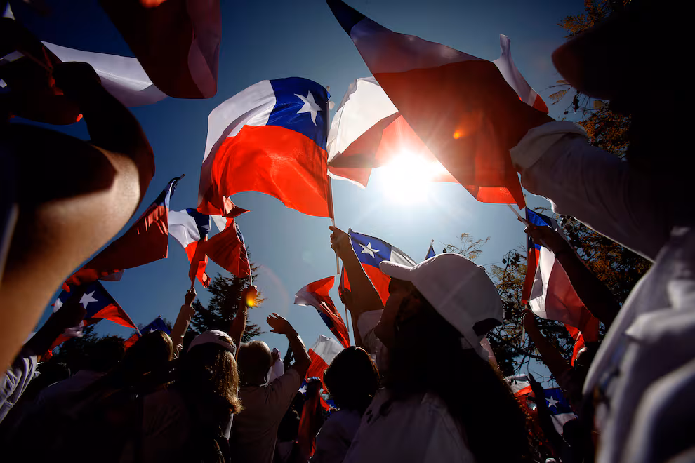 INE proyecta que durante el 2026 la población de Chile llegará a más de 20 millones de personas