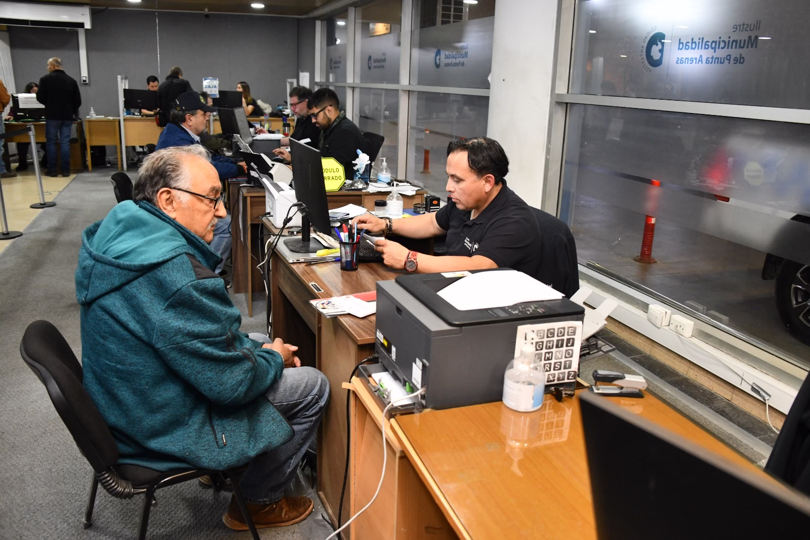 Municipio de Punta Arenas comenzó proceso para el pago del Permiso de Circulación 2026