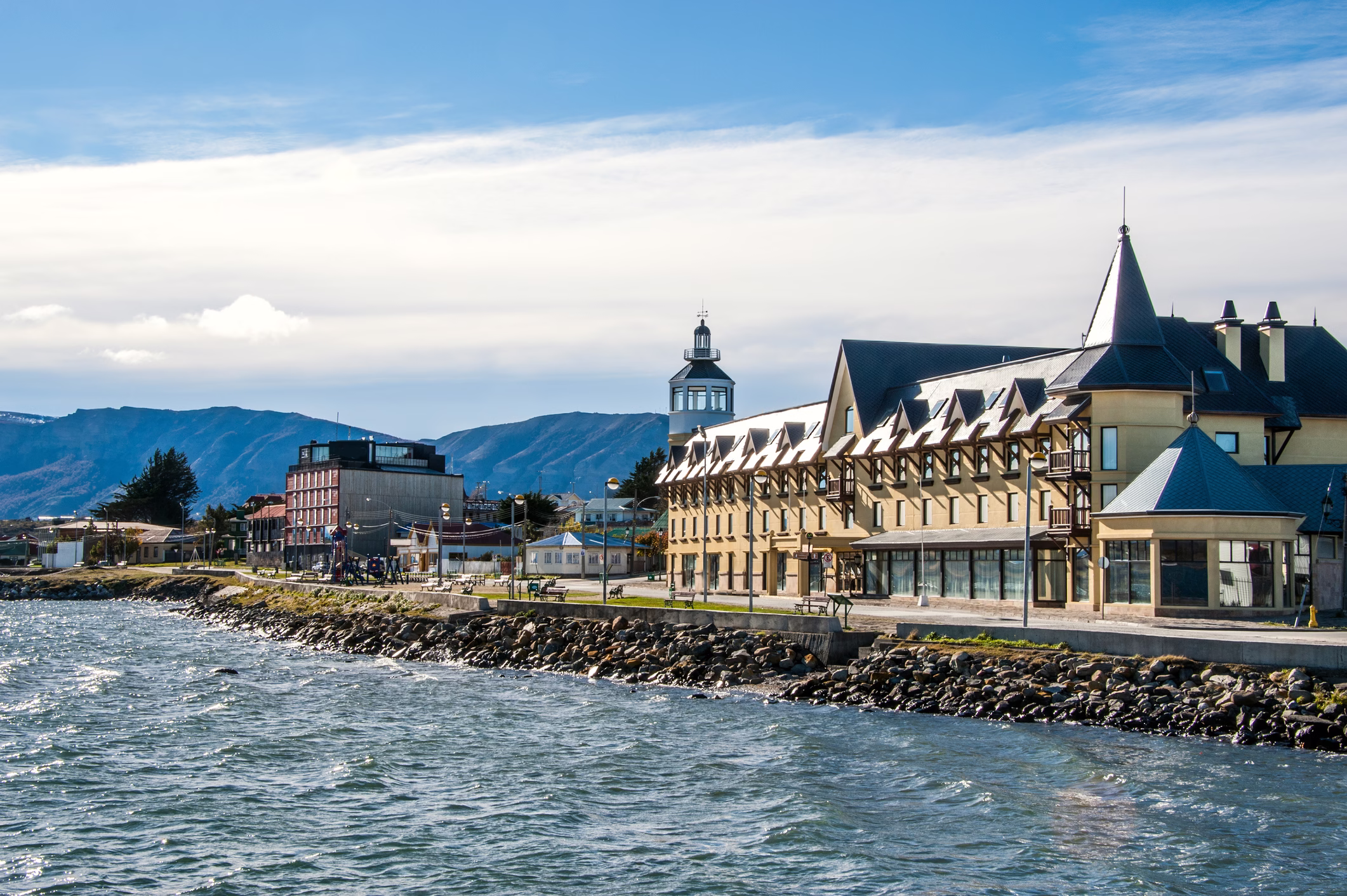 Turismo obtiene buenos números pero deja al descubierto que Puerto Natales está "al límite"